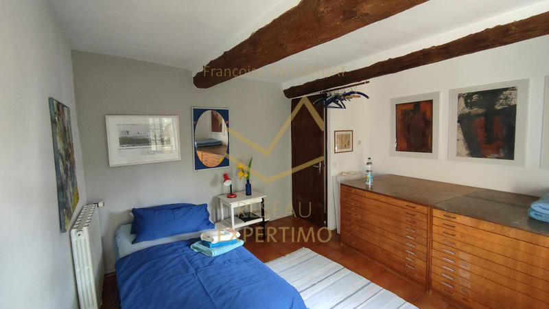 Maison - 205 m² - 7 pièces