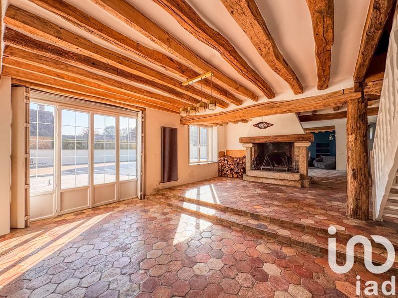 Maison - 250 m² - 7 pièces