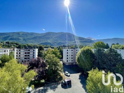 Appartement - 75 m² - 3 pièces