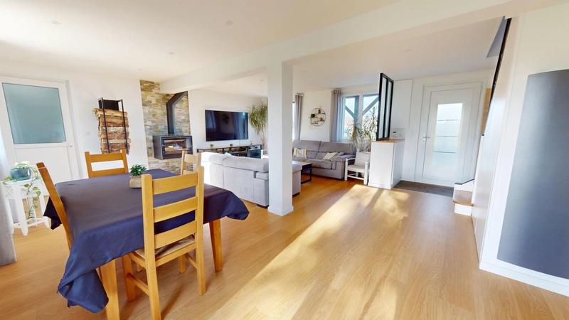 Maison - 127 m² - 5 pièces