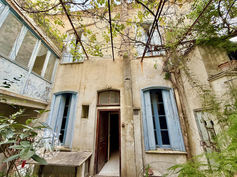 Maison de village - 240 m² - 7 pièces