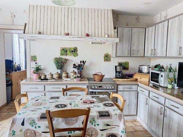 Maison ancienne - 174 m² - 7 pièces