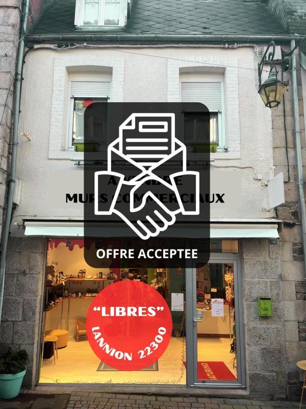 Local commercial - 63 m² - 6 pièces