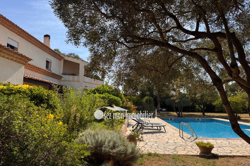 Villa - 270 m² - 7 pièces