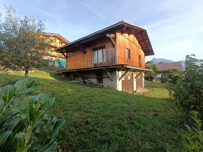 Châlet - 527 m² - 4 pièces