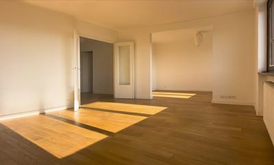 Appartement - 90 m² - 3 pièces