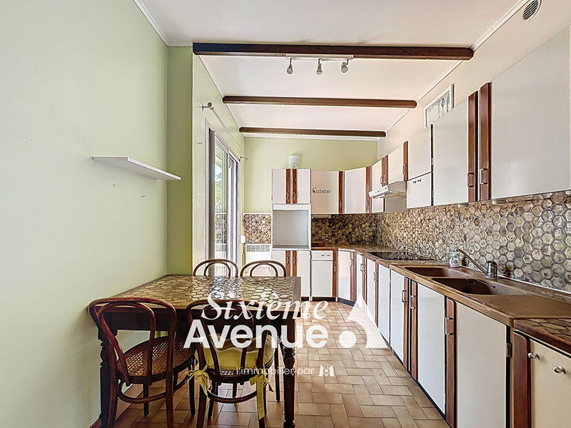 Maison - 105 m² - 4 pièces