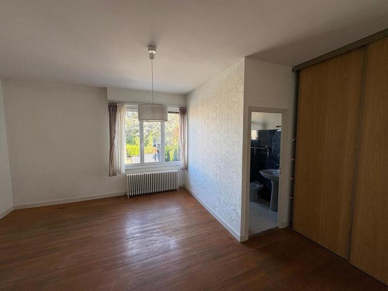 Maison - 206 m² - 6 pièces