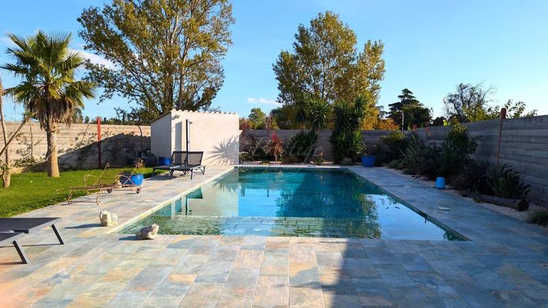 Maison - 260 m² - 7 pièces