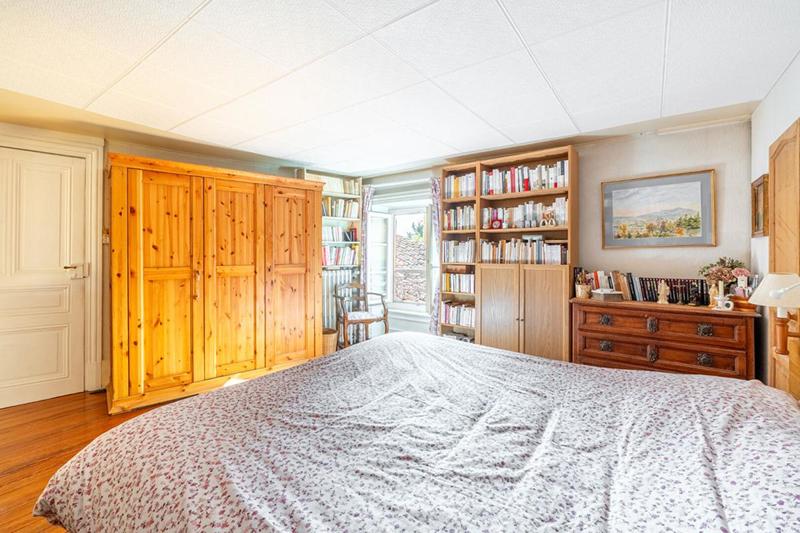 Maison de village - 225 m² - 6 pièces