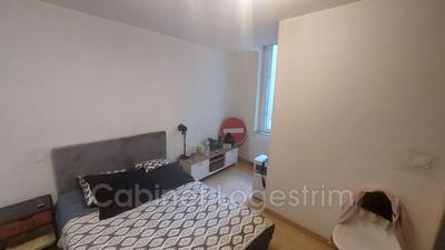 Appartement - 100 m² - 4 pièces