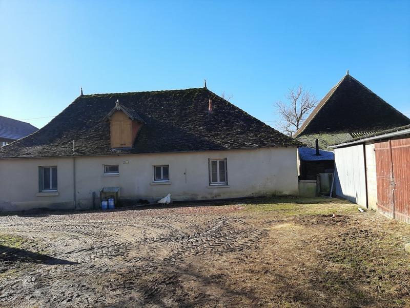 Corps de ferme - 110 m² - 8 pièces