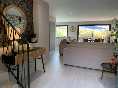 Villa - 98 m² - 4 pièces