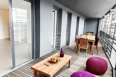 Appartement - 82 m² - 4 pièces