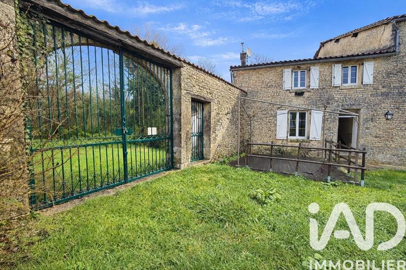 Maison - 177 m² - 8 pièces