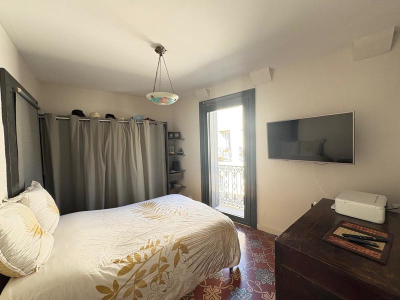 Demeure - 221 m² - 7 pièces