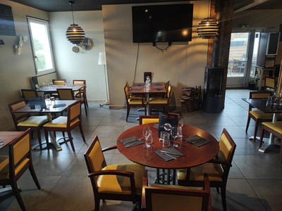 Fonds de commerce - 240 m²