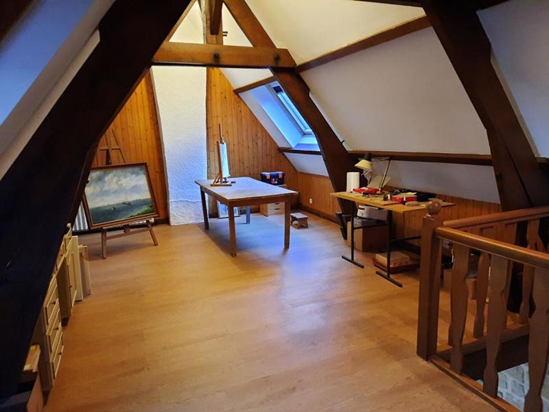 Maison - 268 m² - 9 pièces