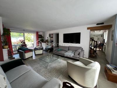 Maison en pierre - 176 m² - 7 pièces