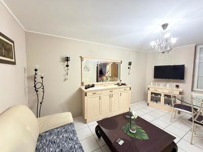 Maison - 64 m² - 4 pièces