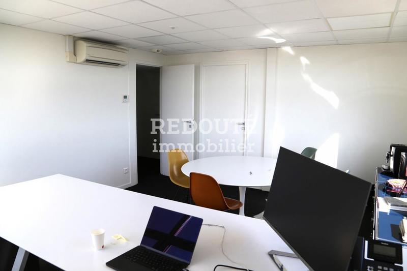 Bureau - 326 m²