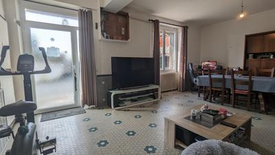 Maison - 220 m² - 10 pièces