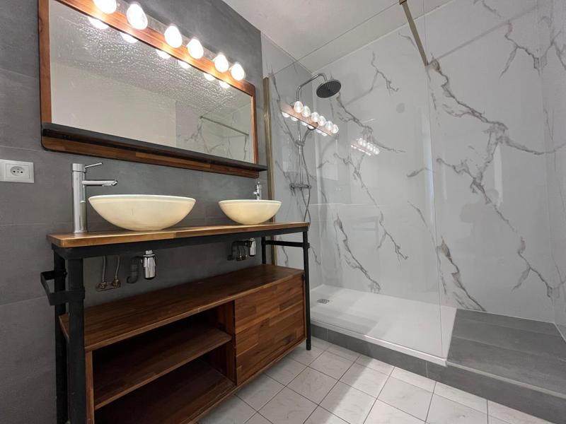 Appartement - 75 m² - 3 pièces