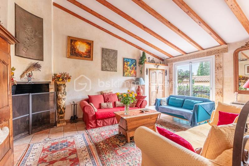 Maison - 250 m² - 10 pièces