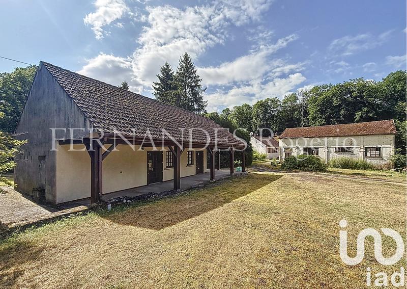 Maison - 196 m² - 8 pièces