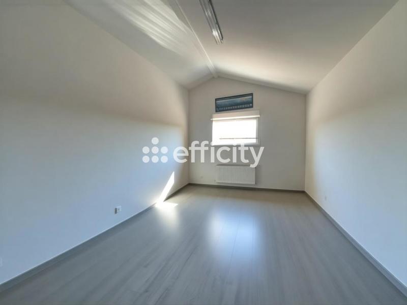 Maison - 192 m² - 5 pièces