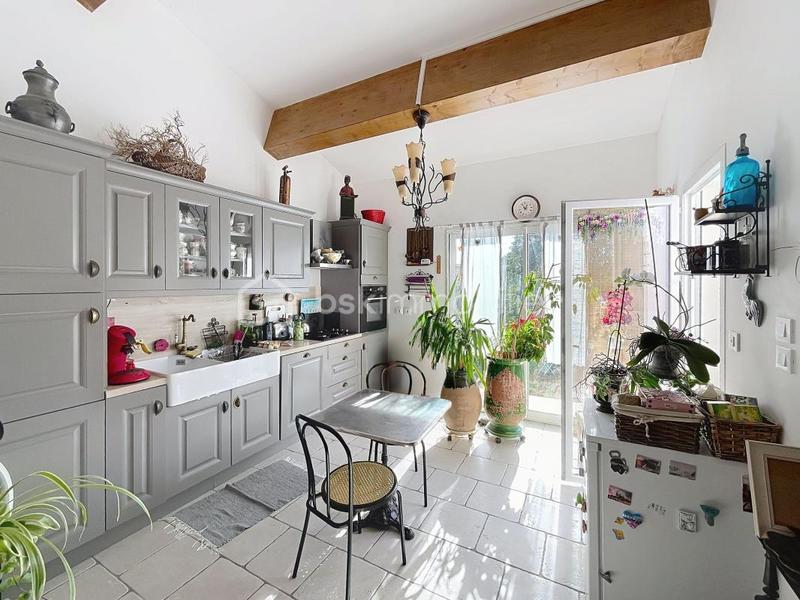 Maison - 90 m² - 4 pièces