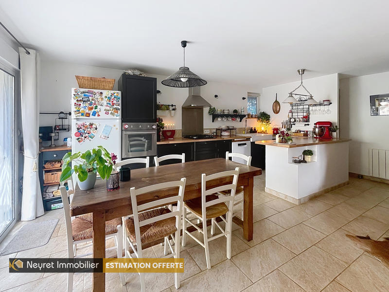 Maison - 85 m² - 3 pièces