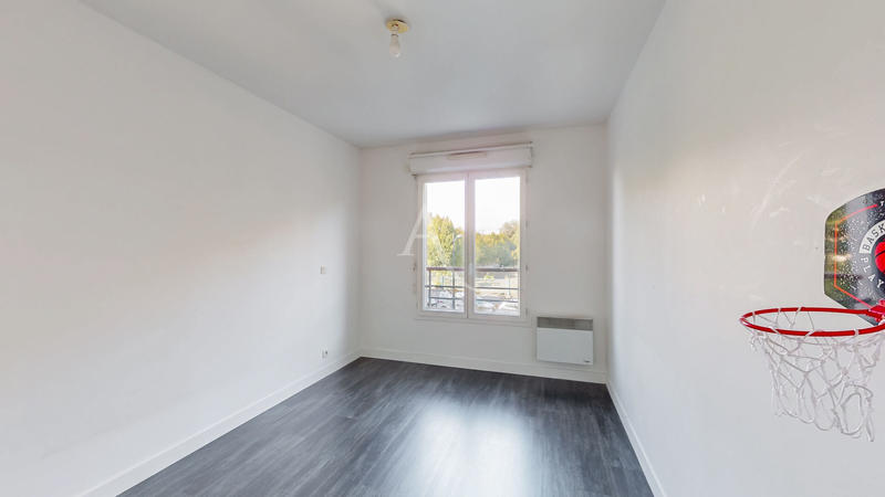 Appartement - 92 m² - 4 pièces