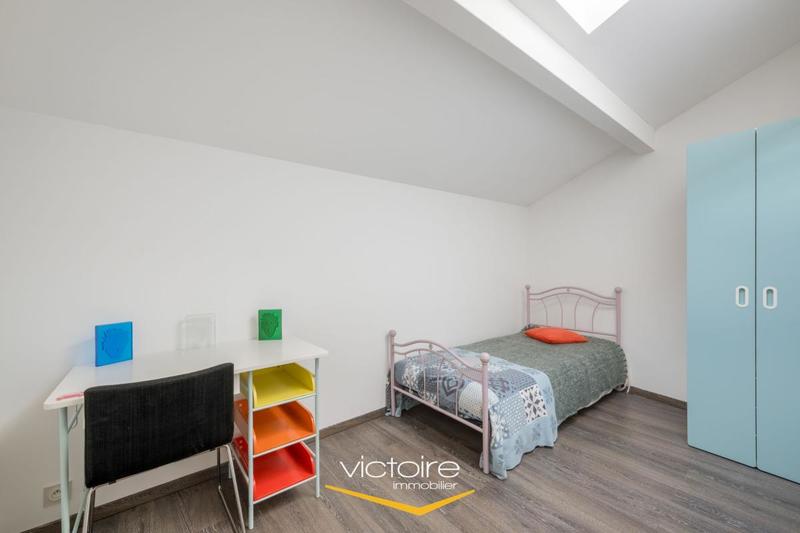 Maison - 96 m² - 5 pièces