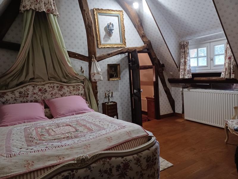 Maison - 222 m² - 6 pièces