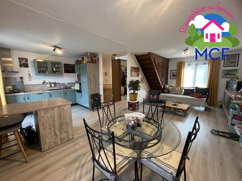 Maison traditionnelle - 93 m² - 5 pièces