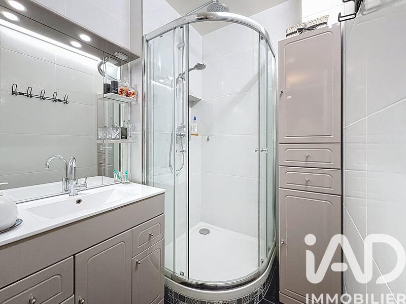 Appartement - 80 m² - 5 pièces