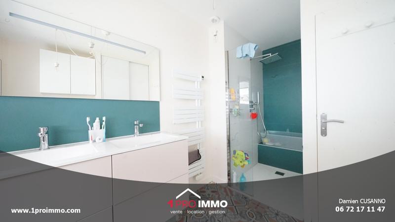 Maison - 95 m² - 4 pièces