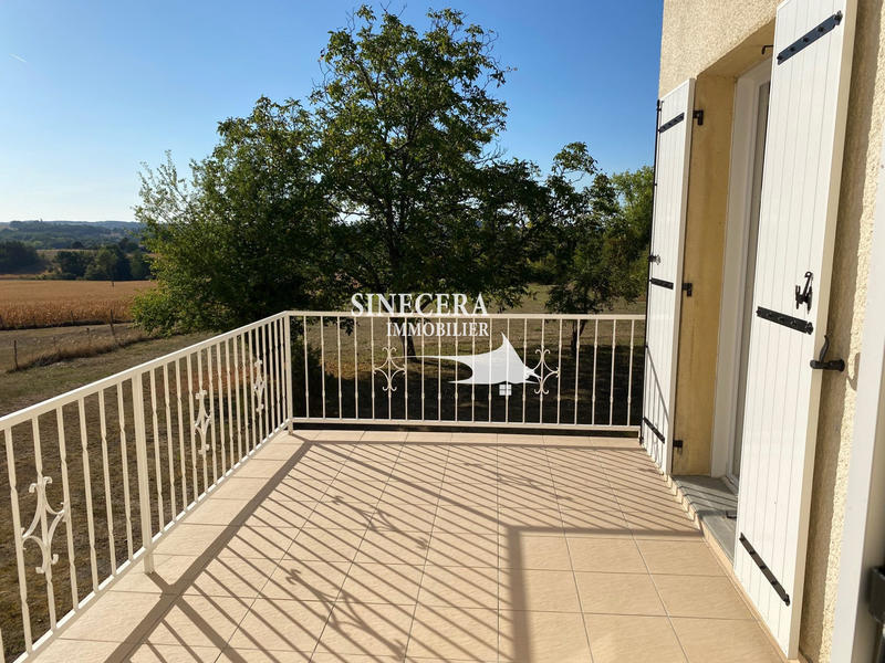 Maison - 98 m² - 5 pièces