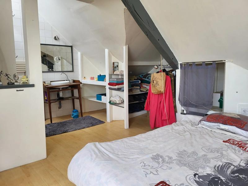 Maison - 280 m² - 10 pièces