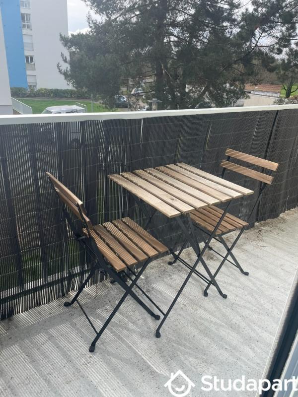 Chambre - 10 m² - 1 pièce