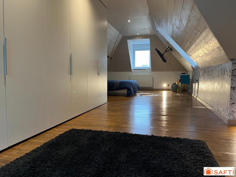 Maison de maîtres - 204 m² - 8 pièces