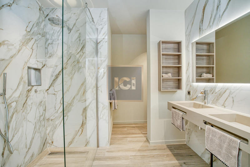 Villa - 268 m² - 6 pièces