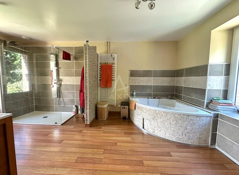 Maison de domaine - 250 m² - 7 pièces