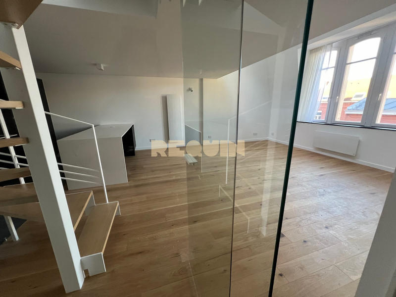 Appartement - 94 m² - 5 pièces