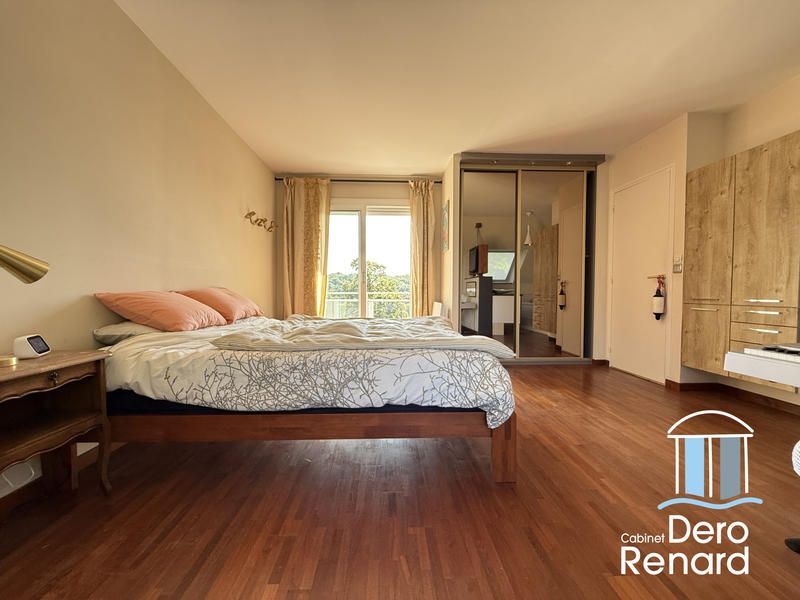 Maison contemporaine - 129 m² - 7 pièces