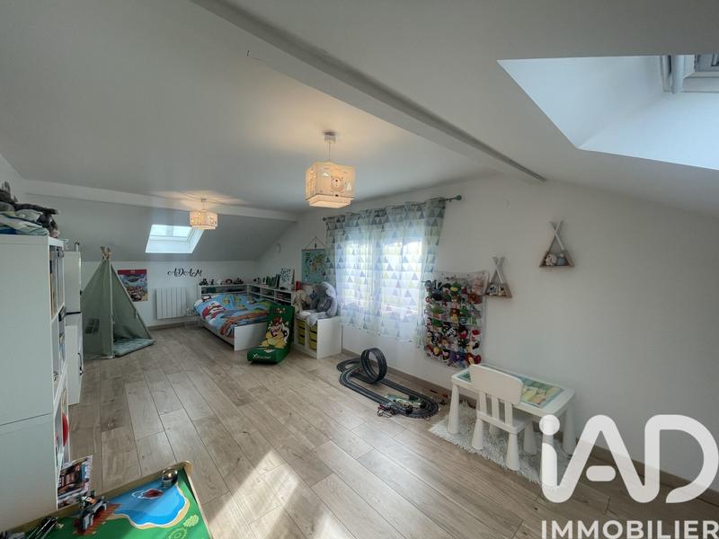 Maison - 111 m² - 5 pièces
