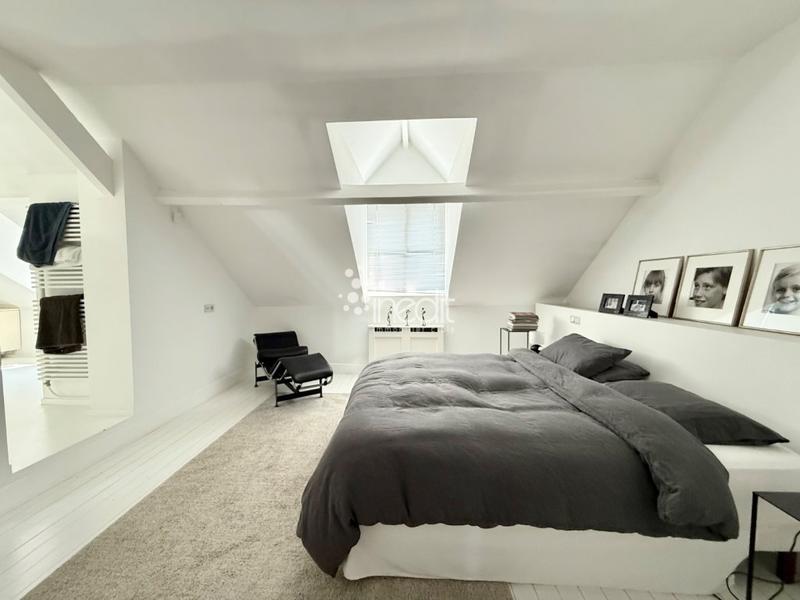 Maison bourgeoise - 226 m² - 7 pièces