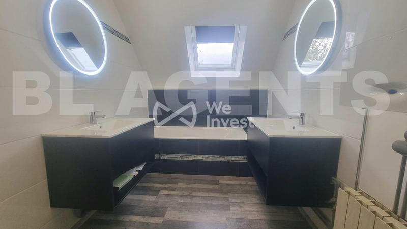 Maison - 100 m² - 5 pièces