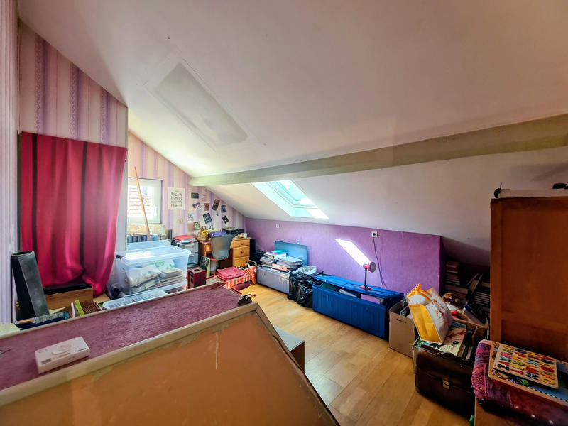 Maison - 110 m² - 7 pièces